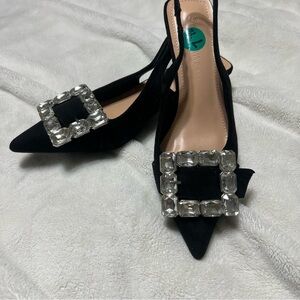 NWOT women black heels